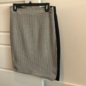 L’Agence black & white pencil skirt
